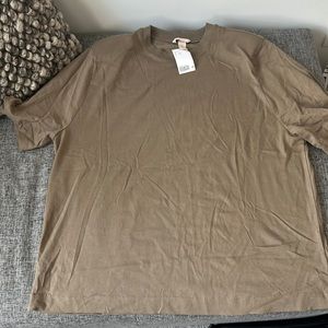 H&M Oversized T-shirt with Shoulderpads